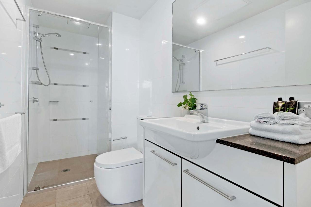Sierra Grand Broadbeach - Self Contained & Privately Managed Apartments Gold Coast Exterior foto