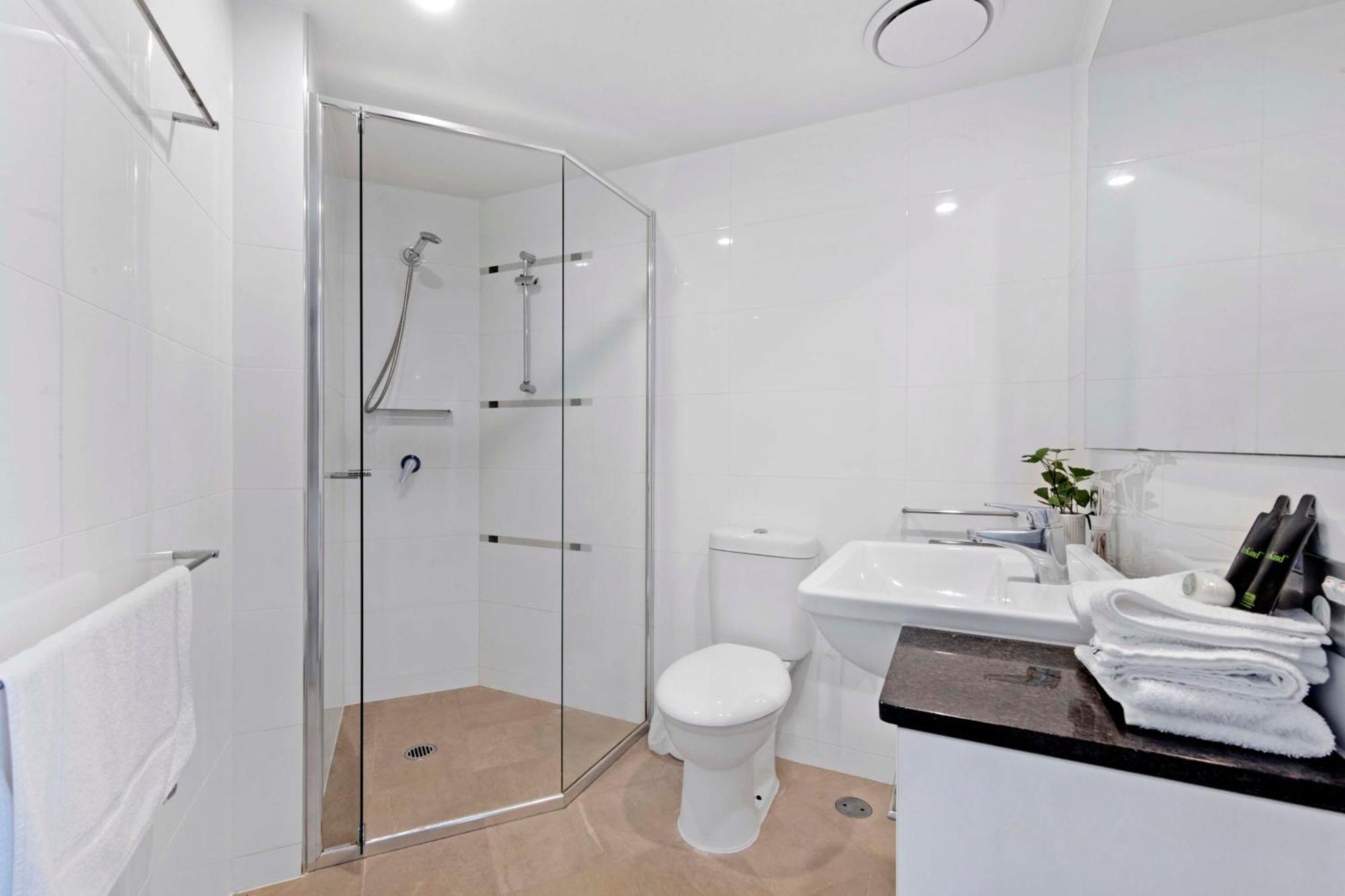 Sierra Grand Broadbeach - Self Contained & Privately Managed Apartments Gold Coast Exterior foto